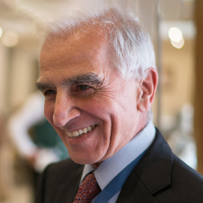 Read more about the article Roger Ohanesian, MD, selected for 2022 ASCRS Foundation Chang-Crandall Humanitarian Award