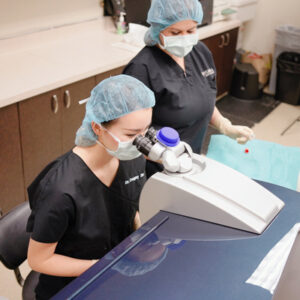 Read more about the article How to break into refractive surgery