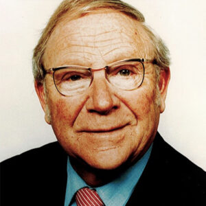 Read more about the article ASCRS Hall of Fame Inductee: <em>Peter Choyce, BSc, MBBS, MS, FRCS, FRCOphth</em>