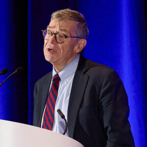 Read more about the article Government Relations speaker discusses upcoming election in ASCRS symposium